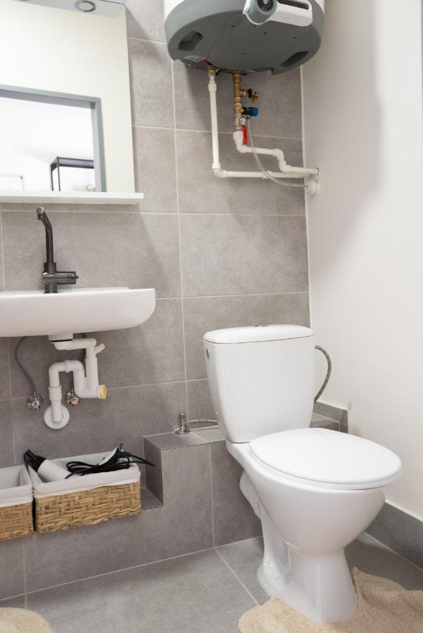 White Wolf House Hostel & Apartments Prague Extérieur photo