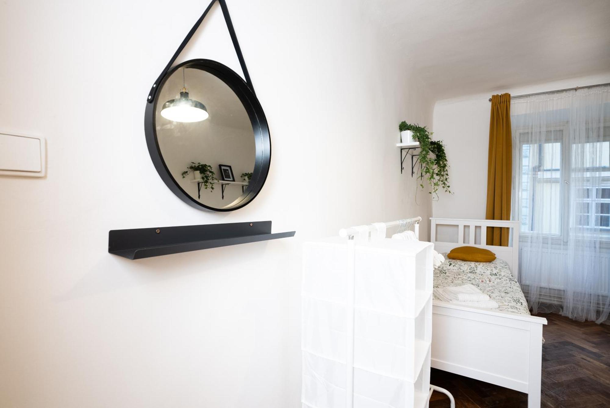 White Wolf House Hostel & Apartments Prague Extérieur photo